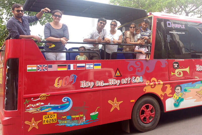 hoho-goa-tourist-in-bus-backdesk-enjoy