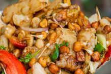 
Aloo Shakarkandi Chana Chaat
