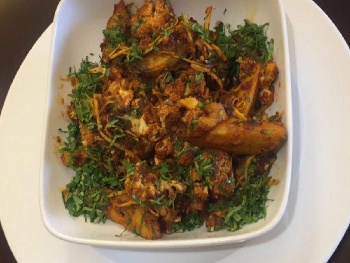 Aloo Gobhi Adraki Recipe-image