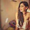 Niti looks killer in this one