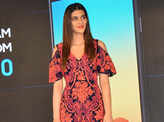Kriti Sanon launches Samsung Galaxy On7 Prime