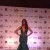 Newly-married Surveen Chawla goes green on the Jio Filmfare red carpet