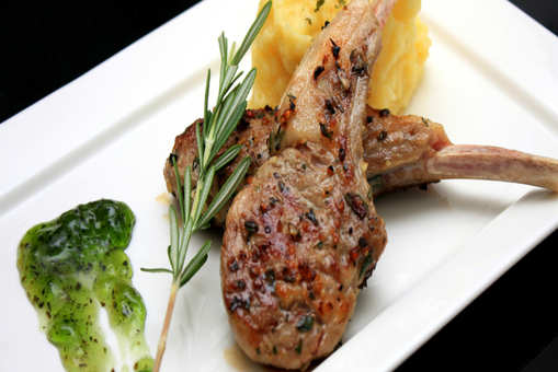 Barbequed Lamb with Mashed Potatoes