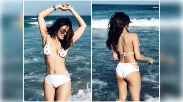 Shama rocks the bikini look