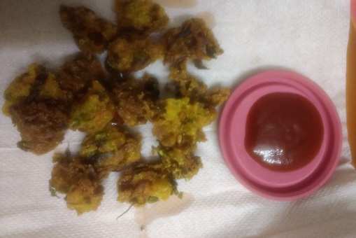 Potato-Onion Rava Fritters