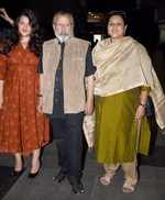 Pankaj Kapoor, Supriya Pathak and Sanah Kapoor