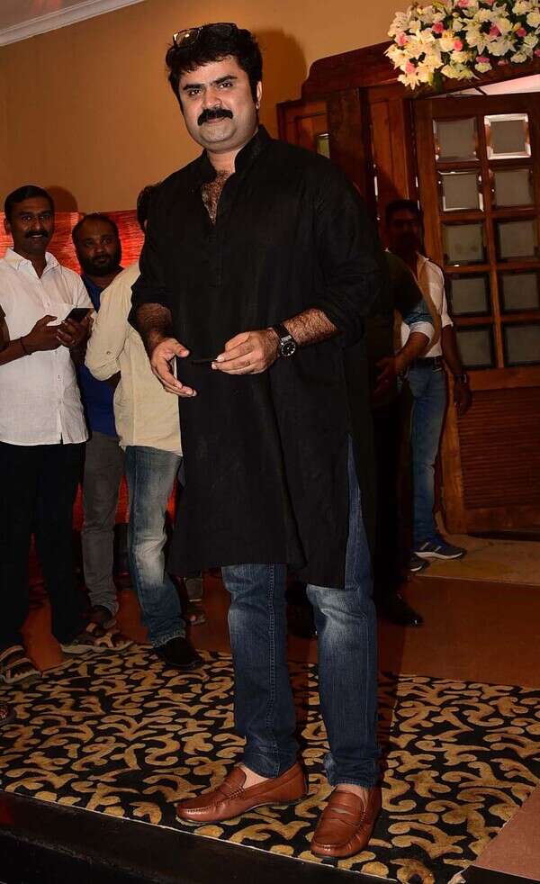 Anoop Menon Stills