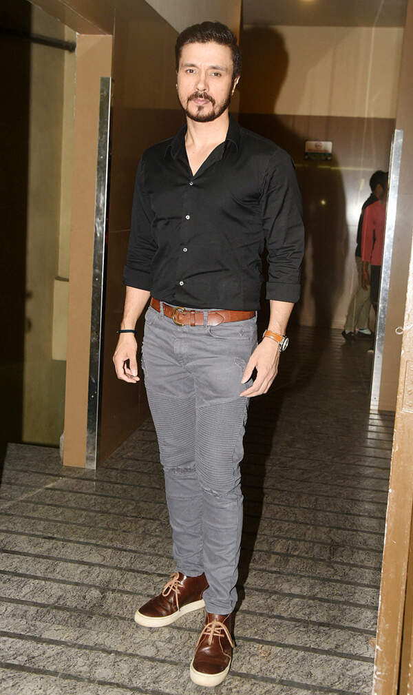 Darshan Kumaar Pictures