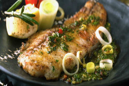 Grilled Fish in Garlic Butter Sauce Recipe: How to Make Grilled Fish in ...
