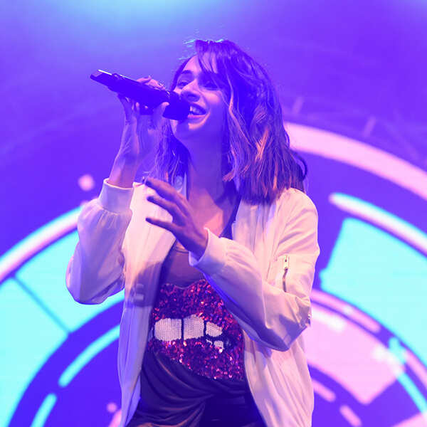 Shalmali Kholgade Wallpapers