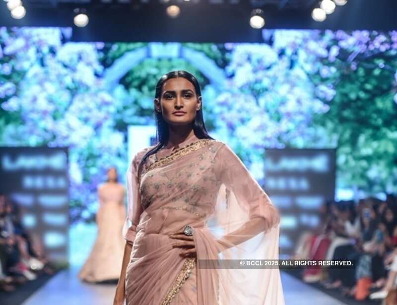 Fashion Week Mumbai '18: Day 4: Sonam & Paras Modi