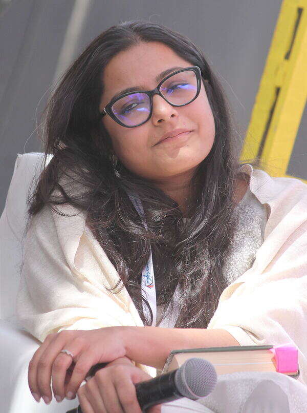 Devapriya Roy Photos