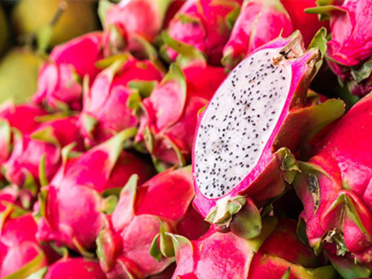 How to Eat Dragon Fruit Like a Pro