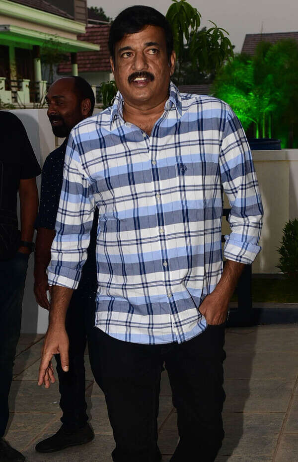 Anil Murali Images