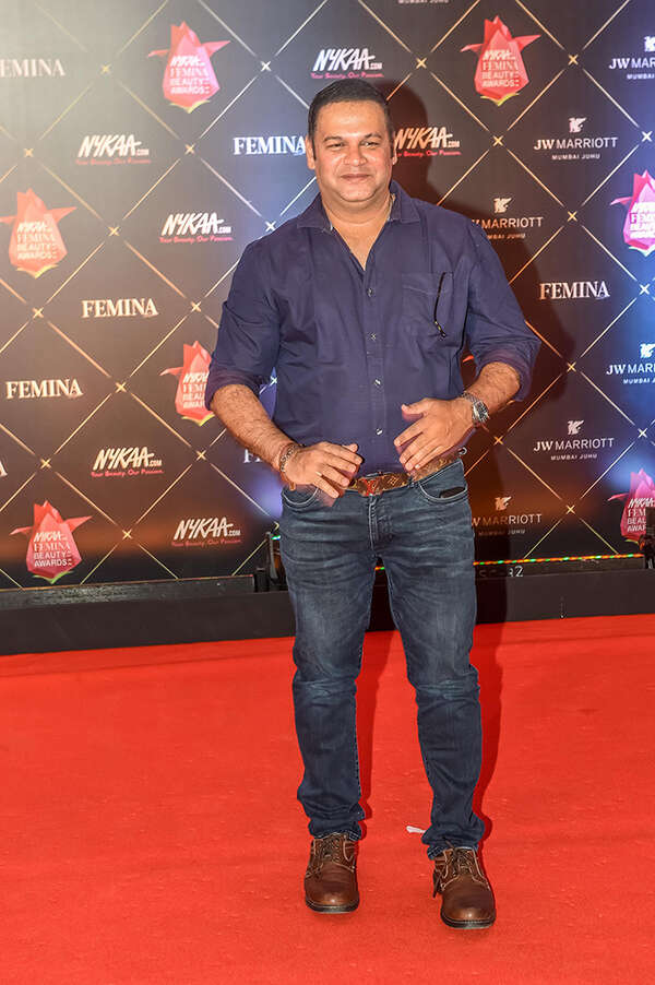 Suresh_Menon Stills