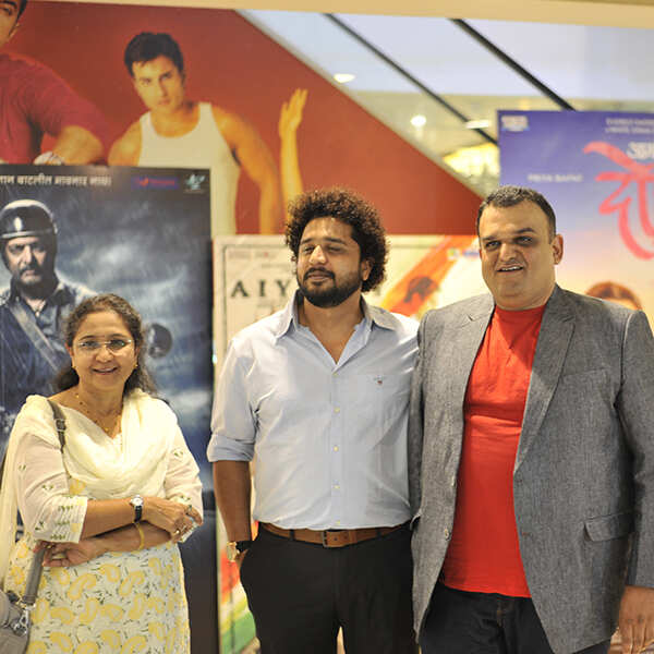 Sachin Kundalkar Images
