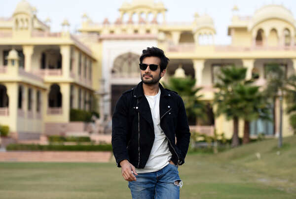Karan Tacker