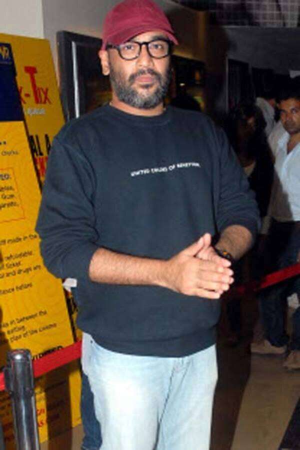 Mohan Kapoor Images