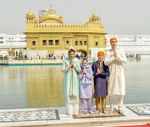 Trudeau visits Golden Temple with family