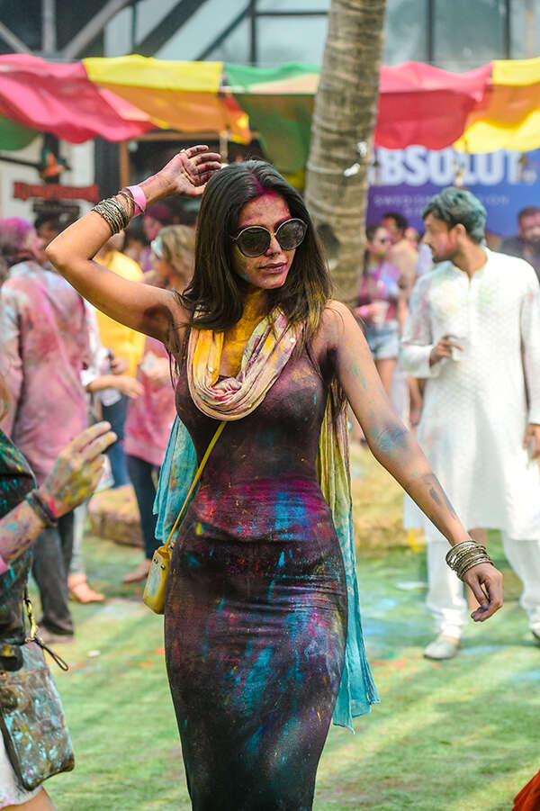 Natasha Suri Pictures
