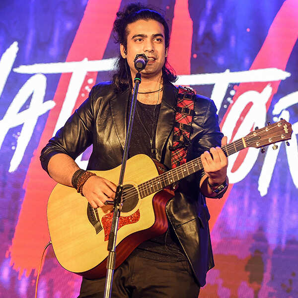 Jubin Nautiyal Wallpapers