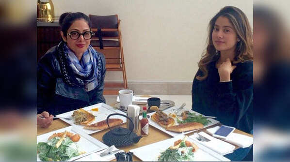 Lunching and munching together