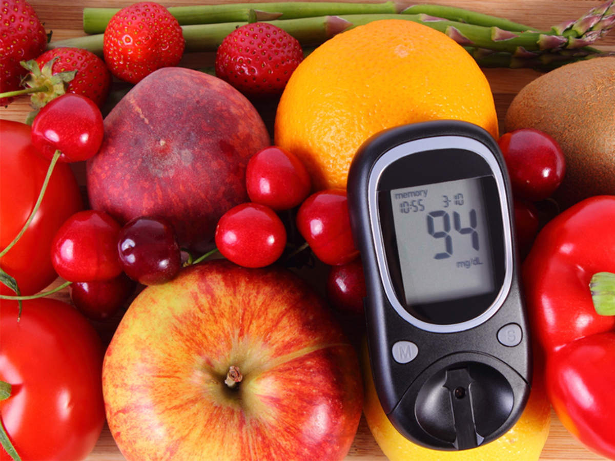 Диабетикам можно есть фрукты. Диабет. Глюкометр и фрукты. Питание. Диабет овощи.