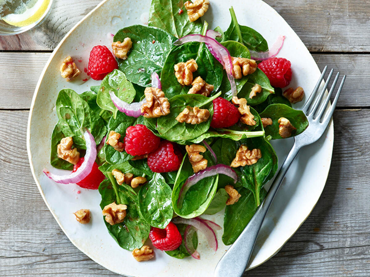 Walnut Raspberry Salad Recipe