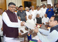 Article image for: New pictures of <i class="tbold">shankar prasad</i>