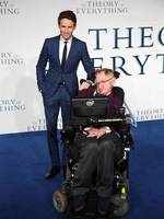Eddie Redmayne calls Stephan Hawking ‘extraordinary’ and ‘funny’