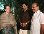 Sonia Gandhi hosts dinner for opposition parties