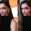​Side-parted open hair