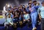 Dinesh Karthik's last ball sixer helps India beat Bangladesh in Nidahas Trophy final