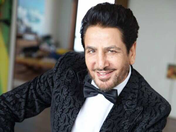 Gurdas Maan Stills