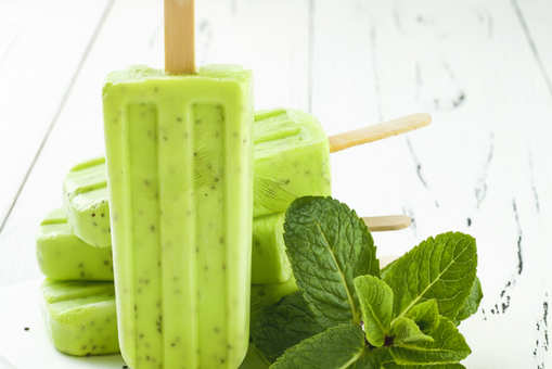 Matcha Green Tea Yogurt Popsicle