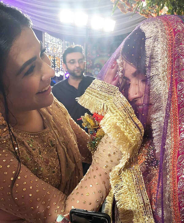 Humaima Malick Images
