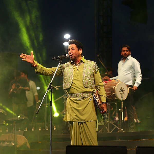 Gurdas Maan