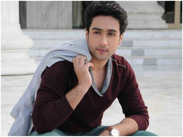 Adhyayan Suman Photos