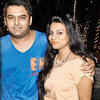 Article image for: <i class="tbold">preeti simoes</i> candid picture with Kapil Sharma