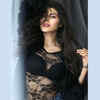 Lace it up like Elnaaz