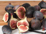 Figs have dead insects inside them