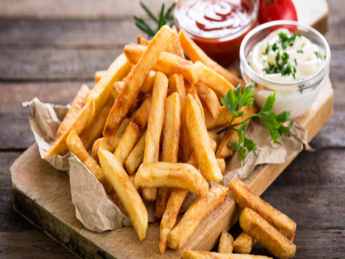 Chickpea Fries With Yoghurt Dip Recipe: How to Make Chickpea Fries With Yoghurt Dip Recipe | Homemade Chickpea Fries With Yoghurt Dip Recipe - Times Food