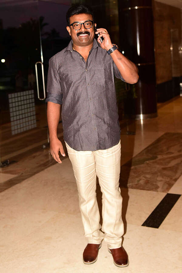 Kalabhavan Shajohn Pictures