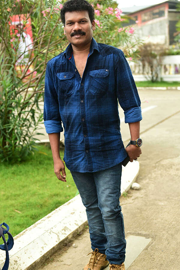 Vinod Kedamangalam Images