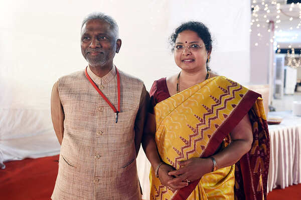 Ravi Kanth Photos