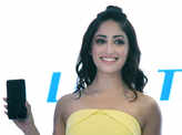 Yami Gautam launches Vivo smartphones