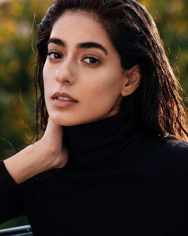 Diva Dhawan Photos