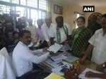 JD (S) leader Kumaraswamy files nomination papers
