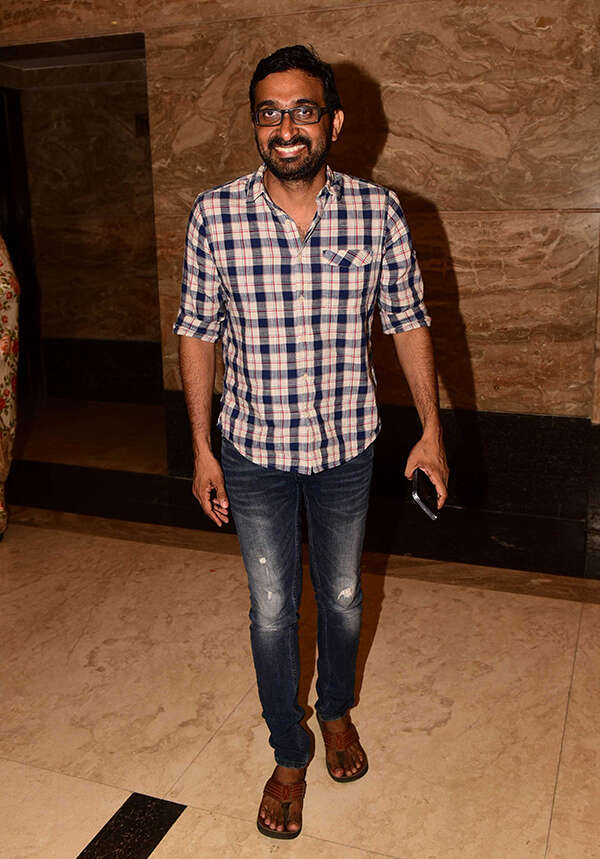 Lijin Jose Photos
