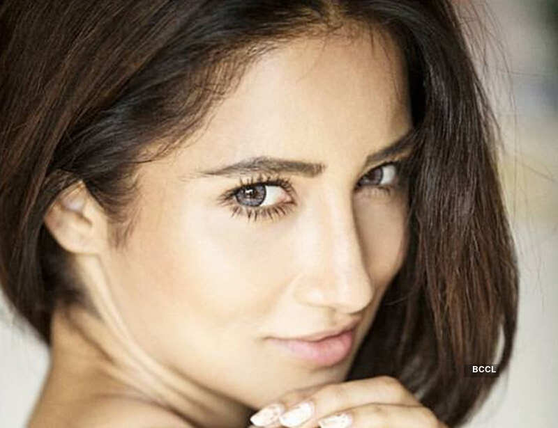 Instagram queen Jazz Sodhi is all set to rock Punjabi cinema